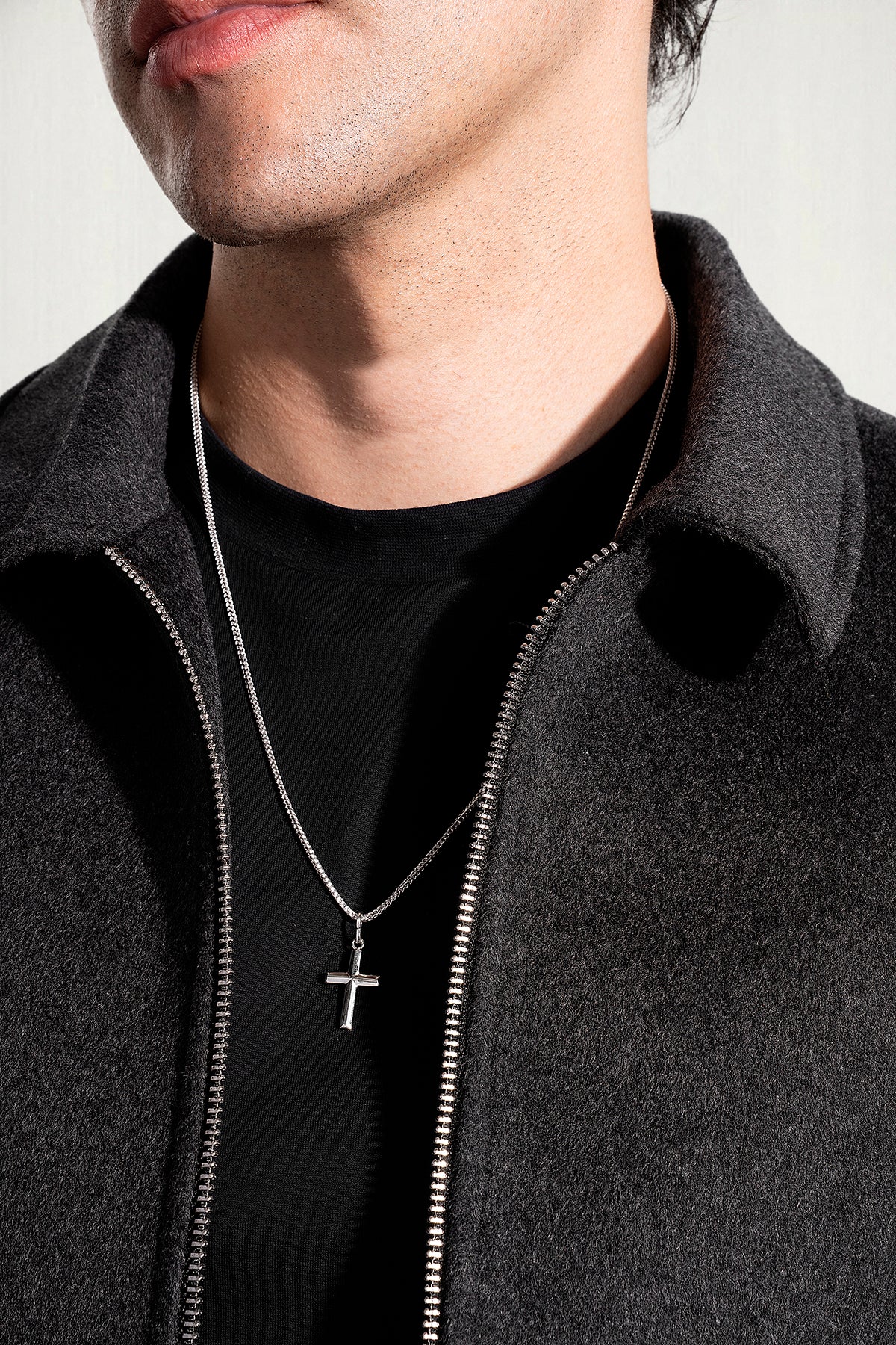 CROSS NECKLACE | CADENA EN FORMA DE CRUZ EN PLATA LEY 925