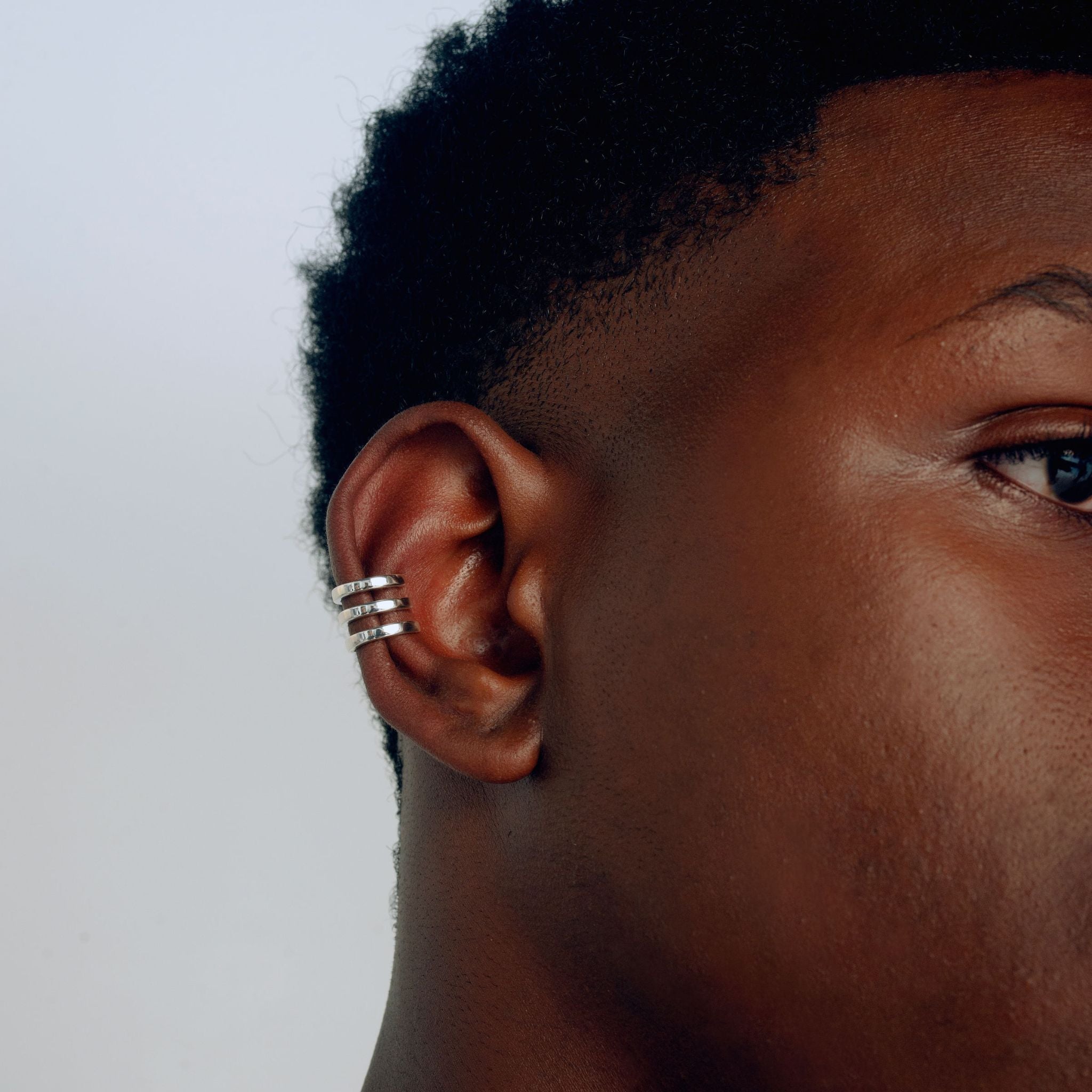 TRIPLE | EARCUFF EN PLATA LEY 925