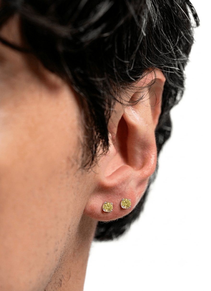 SILVER FACET AMBAR | TOPOS CON DIAMANTE AMARILLO EN PLATA LEY 925 - BAROQ